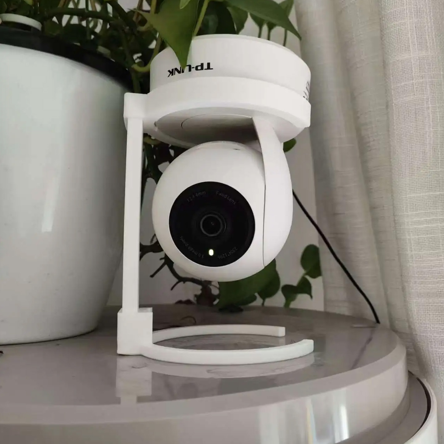 ขายึดกล้องแบบกลับหัวสำหรับกล้อ - Eufy Camera E220 บทวิจารณ์และราคา