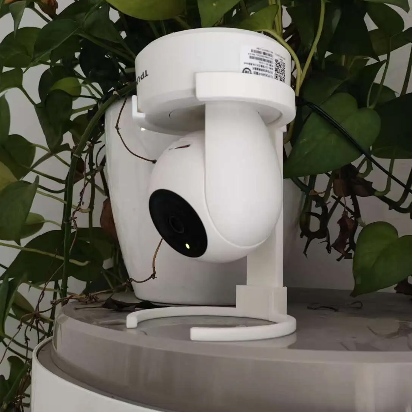 ขายึดกล้องแบบกลับหัวสำหรับกล้อ - Eufy Camera E220 บทวิจารณ์และราคา